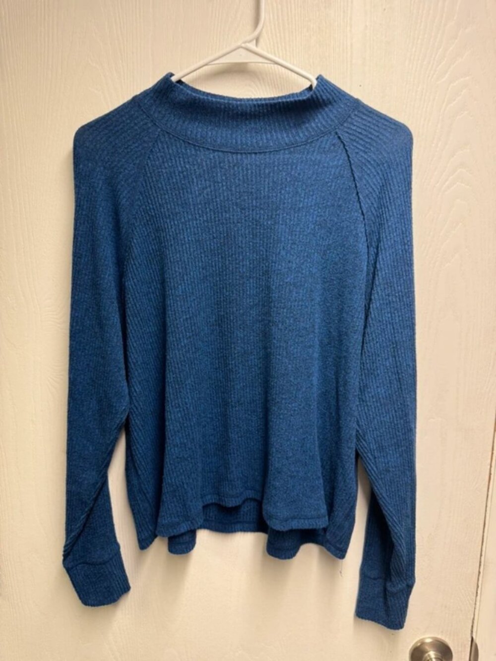 Abercrombie & Fitch Blue Sweater Size M
